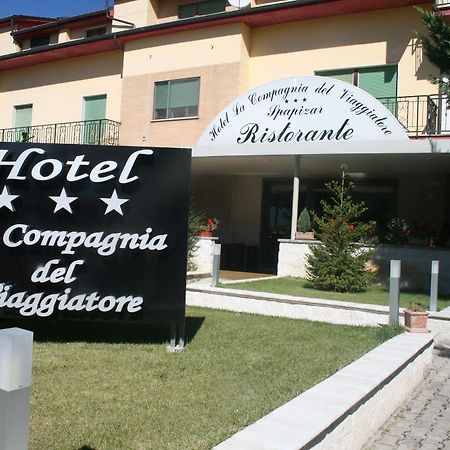 Hotel La Compagnia Del Viaggiatore LʼAquila Esterno foto