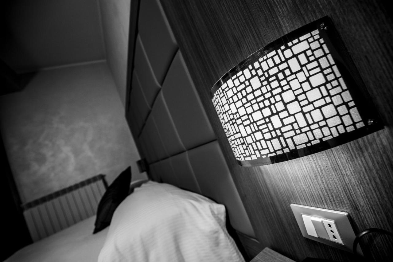 Hotel La Compagnia Del Viaggiatore LʼAquila Esterno foto
