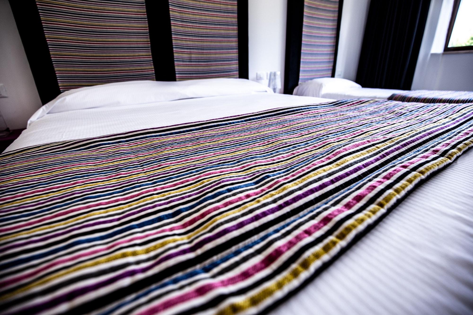Hotel La Compagnia Del Viaggiatore LʼAquila Esterno foto