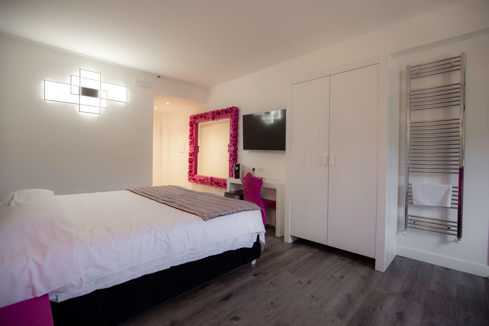 Hotel La Compagnia Del Viaggiatore LʼAquila Esterno foto