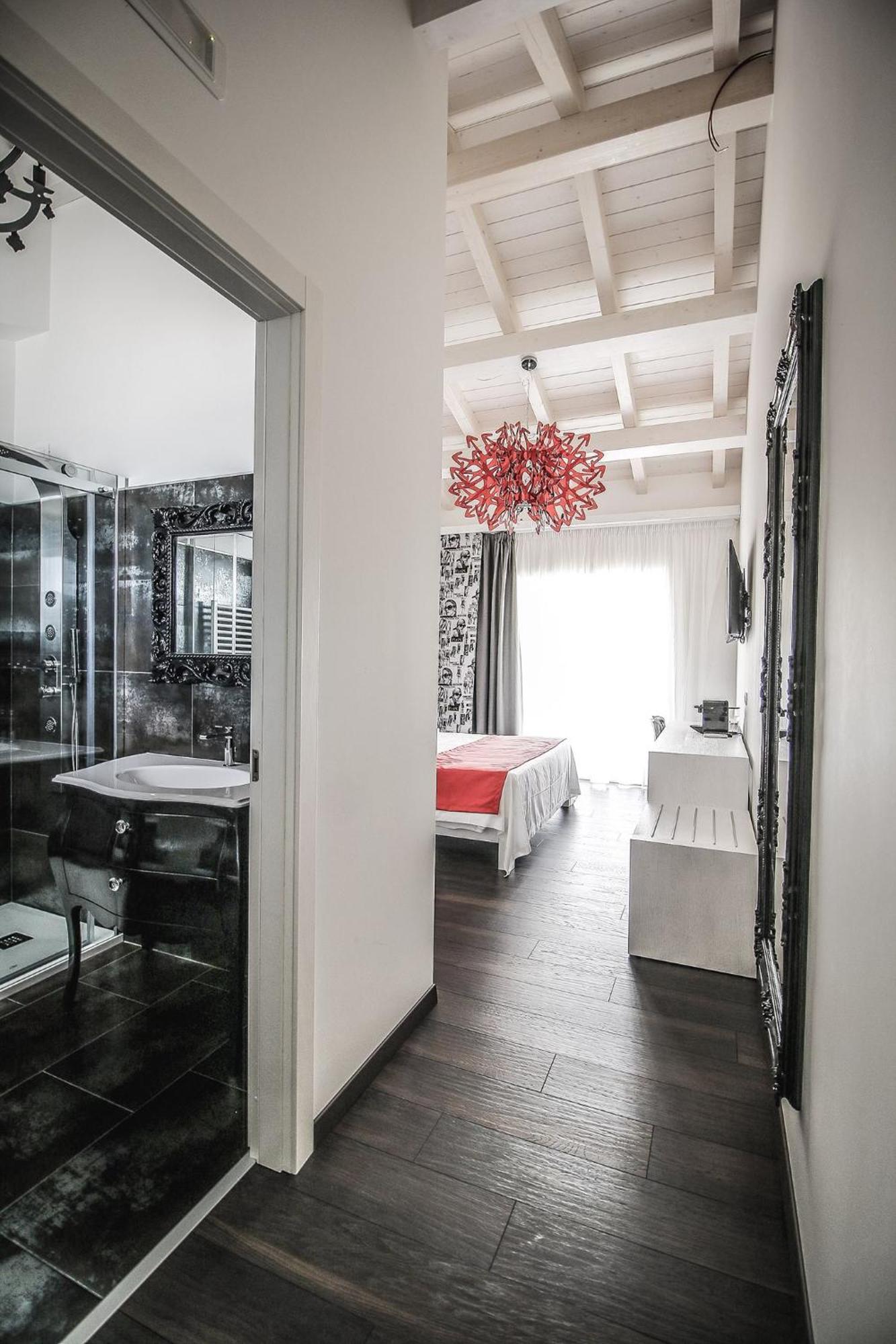 Hotel La Compagnia Del Viaggiatore LʼAquila Esterno foto