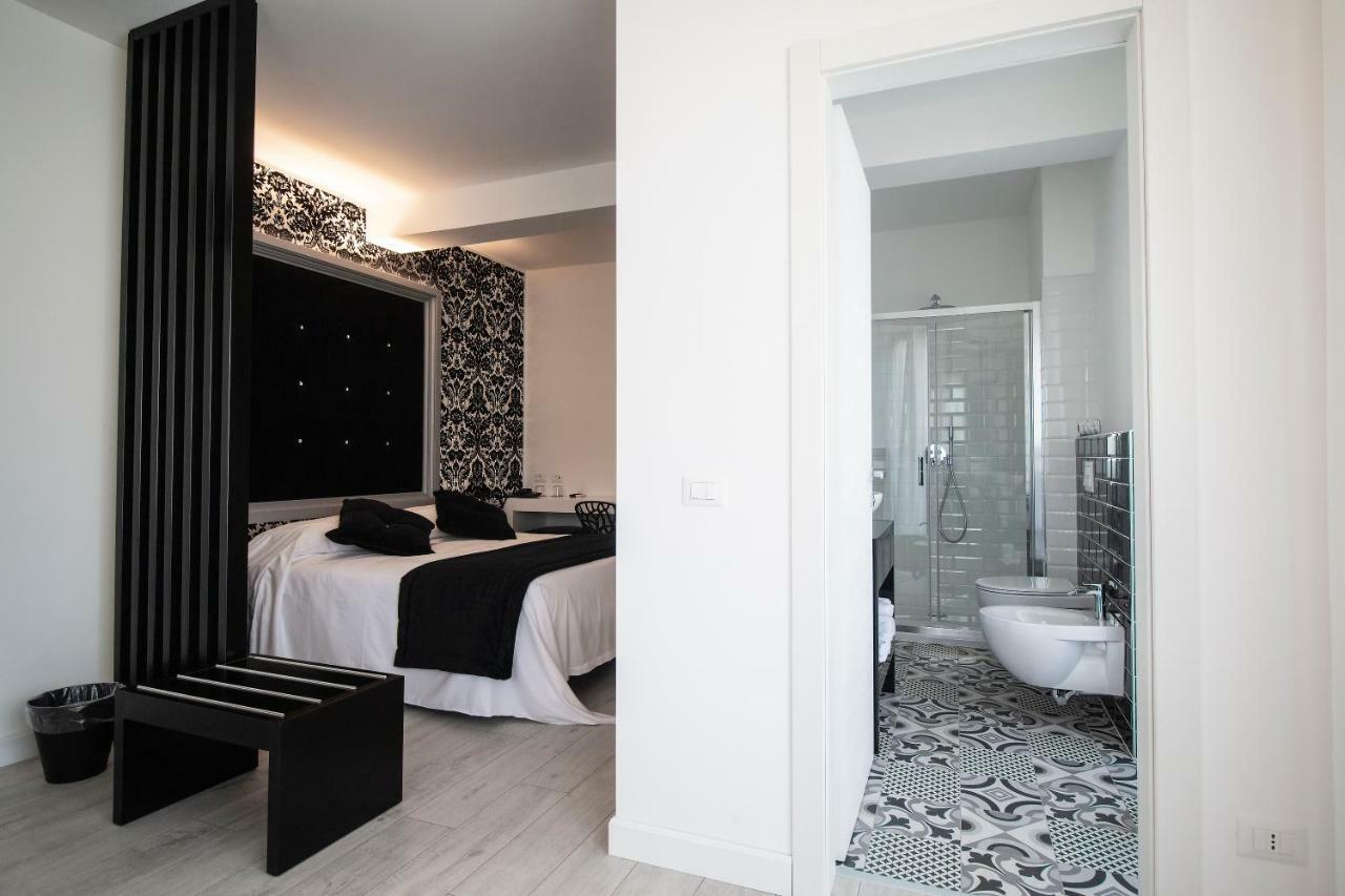 Hotel La Compagnia Del Viaggiatore LʼAquila Esterno foto