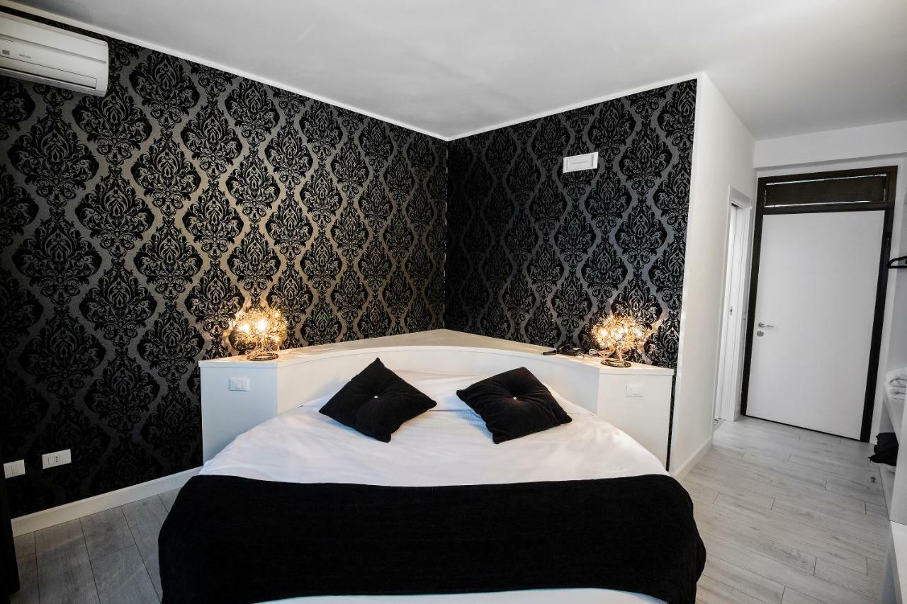 Hotel La Compagnia Del Viaggiatore LʼAquila Esterno foto